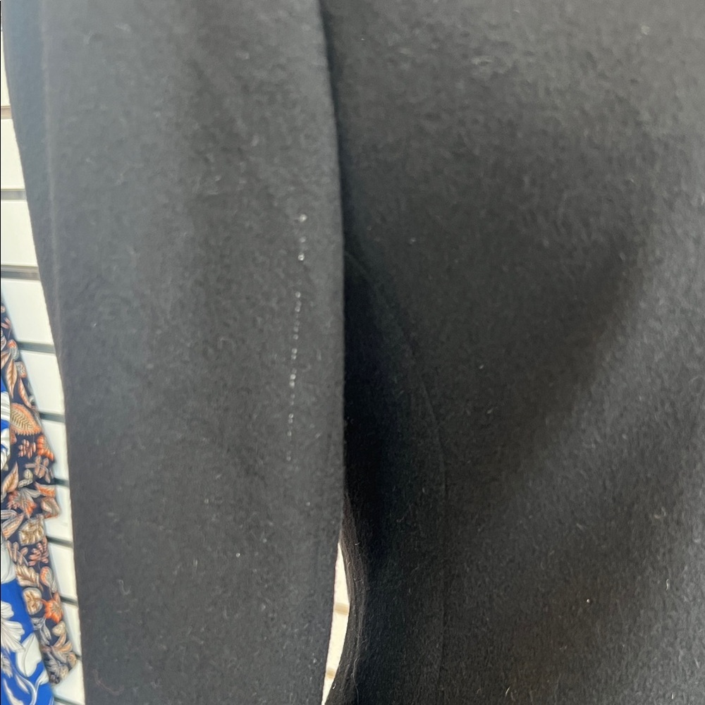 Giorgio Armani Elegant Cashmere Black Blazer - Women’s Size 10 - Picture 7 of 15
